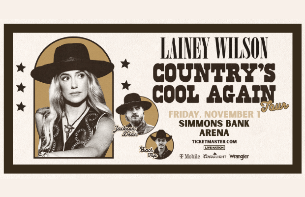 Lainey Wilson in Little Rock